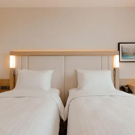 Courtyard By Marriott