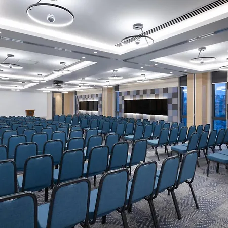 Courtyard By Marriott 4*