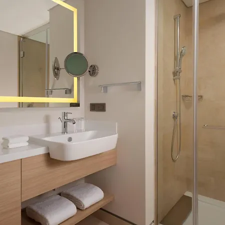 Hotel Courtyard By Marriott 4*