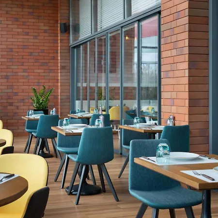 Courtyard By Marriott 4*