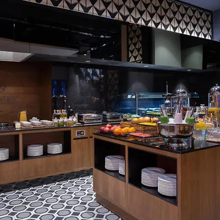 Courtyard By Marriott 4* Chişinău