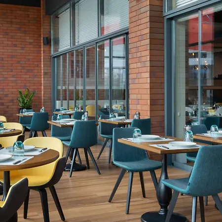 Hotel Courtyard By Marriott
